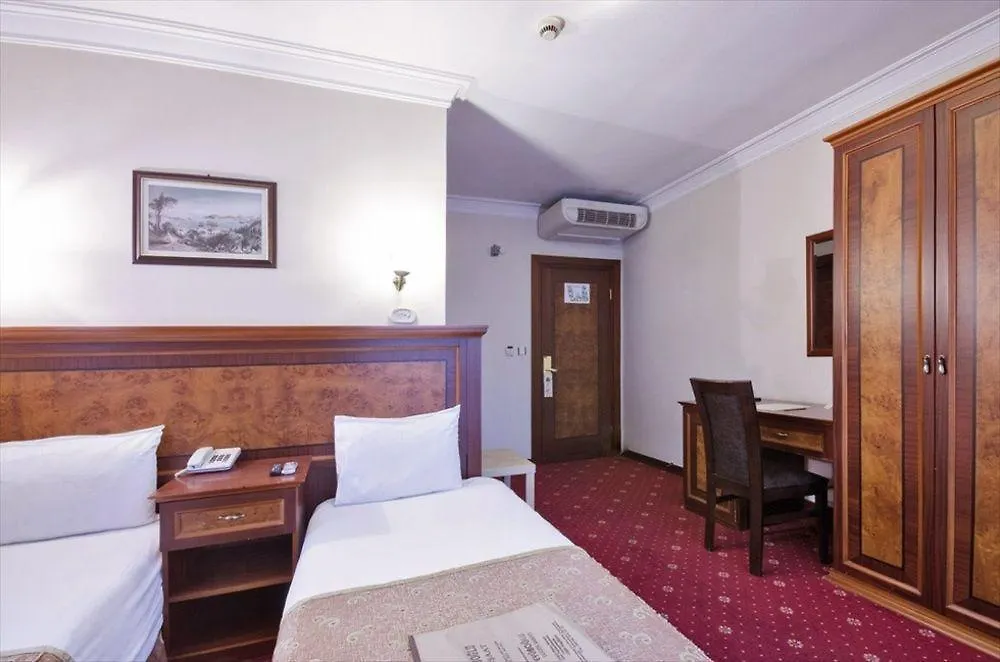 ***  Grand Eyuboglu Hotel Estambul Turquía